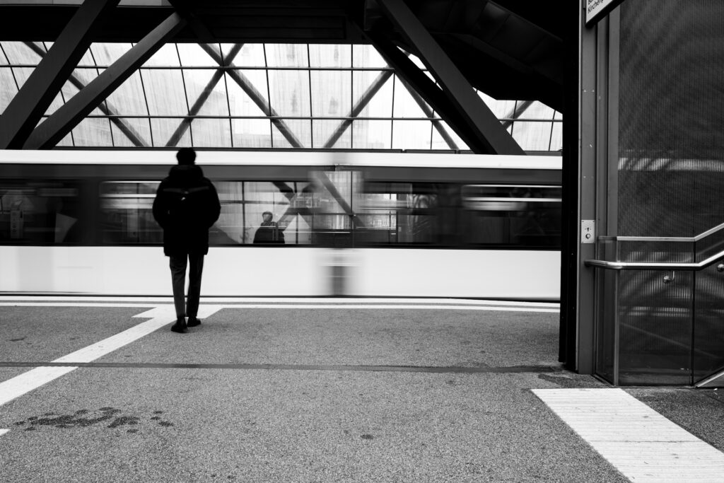 Matthias Knust - Photography RAW FLANEUR Hamburg Street UBahn
